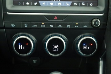 Jaguar E-Pace SUV 2.0 i4D 150KM 2018 Jaguar E-Pace D150 AWD, Salon Polska, 4X4, zdjęcie 14