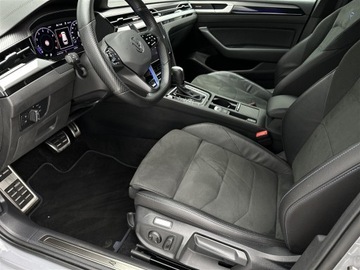 Volkswagen Arteon Shooting Brake R 2.0 TSI 320KM 2023 Volkswagen Arteon 2.0TSI 320KM 4X4 R DSG l Panoram, zdjęcie 9