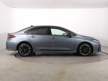 Toyota Corolla XII Sedan 1.8 Hybrid 122KM 2022 Toyota Corolla 1.8 Hybrid, Salon Polska, zdjęcie 5