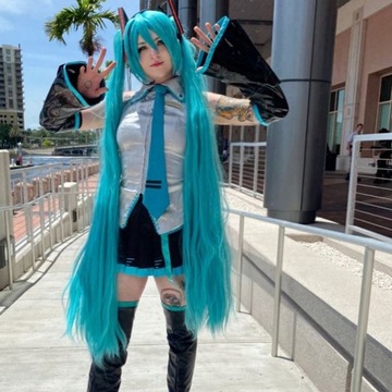 HATSUNE MIKU VOCALOID PERUKA COSPLAY WIG Z HAIRNETEM