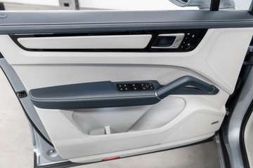 Porsche Cayenne III SUV Plug-In 3.0 462KM 2019 Porsche Cayenne e-Hybrid. FV23%., zdjęcie 27