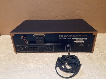 AKAI AT-2200 черный