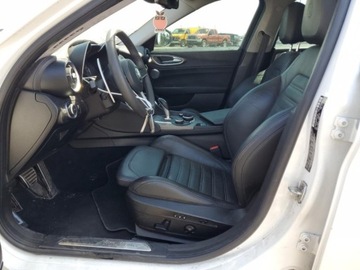 Alfa Romeo Giulia II Sedan 2.0 TBi 280KM 2019 Alfa Romeo Giulia 2019 ALFA ROMEO GIULIA TI 2.0 Benzyna 280KM, zdjęcie 7