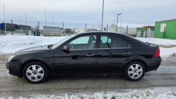 Ford Mondeo III Hatchback 2.0 16V 145KM 2004 Ford Mondeo Ghia duza navi Climatronic Automat 70, zdjęcie 3