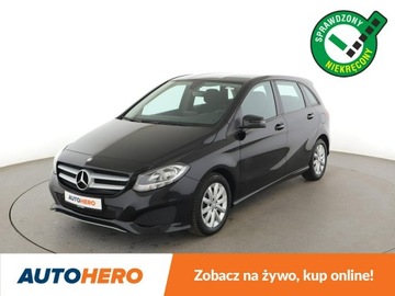 Mercedes Klasa B W246 Sports Tourer 180 BlueEFFICIENCY 122KM 2015 Mercedes B 180 navi czujniki parkowania