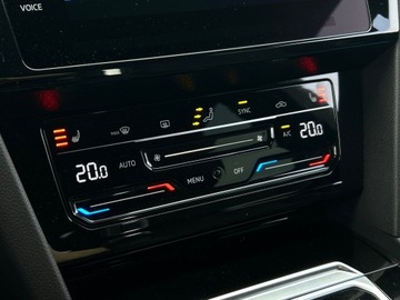 Volkswagen Arteon Fastback Facelifting 2.0 TDI 200KM 2021 Volkswagen Arteon Tempomat ACC! Ambiente! APP! Vir, zdjęcie 24