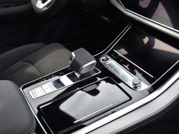 Audi Q8 SUV 3.0 45 TDI 231KM 2025 AUDI Q8 TDI quattro S line Suv 3.0 (231KM) 2025, zdjęcie 11