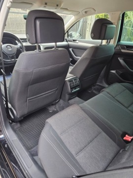 Volkswagen Passat B8 Variant 2.0 TDI BlueMotion SCR 150KM 2017 Volkswagen Passat Variant 2.0 TDI SCR DSG, zdjęcie 12