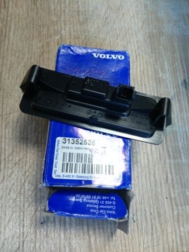 LAMPA TABULKY SPZ VOLVO OE 31352526