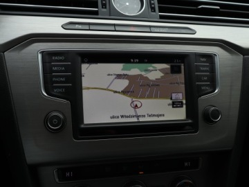 Volkswagen Passat B8 Limousine 1.4 TSI BlueMotion Technology 125KM 2017 VW Passat 1.4 TSI, Salon Polska, Navi, Klima, zdjęcie 11