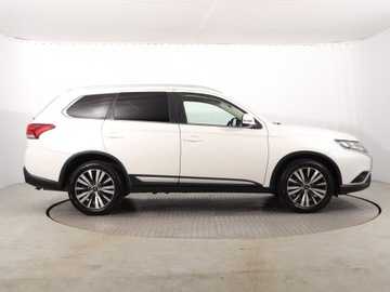 Mitsubishi Outlander III SUV Facelifting 2017 2.0 150KM 2018 Mitsubishi Outlander 2.0, Salon Polska, zdjęcie 5