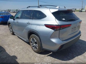 Toyota Highlander III 2021 Toyota Highlander XLE 2021 3.5l 3.5 Benzyna 295KM, zdjęcie 3