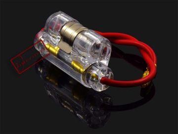 РОЗЕТКА КОРПУСА ПРЕДОХРАНИТЕЛЯ + ПРЕДОХРАНИТЕЛЬ 15А MOTO