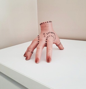 ФИГУРКА РУКА СРЕДЫ АДДАМСА РУКА ВЕЩЬ ТАНЕЦ