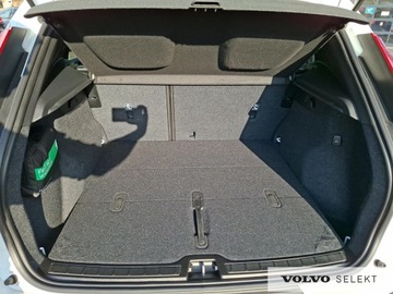 Volvo XC40 Crossover Facelifting 2.0 B3 163KM 2023 Volvo XC 40 XC40 B3 aut 2,0 163KM Pakiet Park Assi, zdjęcie 23