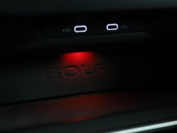 Volkswagen Golf VIII GTE 1.4 Plug-In Hybrid 245KM 2021 Volkswagen Golf PHEV full LED navi czujniki, zdjęcie 29