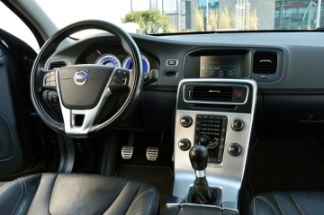 Volvo S60 II Sedan 2.0 D3 163KM 2011 Volvo S60 R-Desing 2,0D 163Km Ledy City Skóra, zdjęcie 24