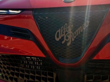 Alfa Romeo Junior SUV 1.2 Hybrid 145KM 2026 ALFA ROMEO Junior Ibrida Suv 1.2 (145KM) 2026, zdjęcie 12