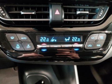 Toyota C-HR I Crossover Facelifting 1.8 Hybrid 122KM 2023 Toyota C-HR 1.8 Hybrid GPF Comfort TOYOTA C-HR 1.8, zdjęcie 23