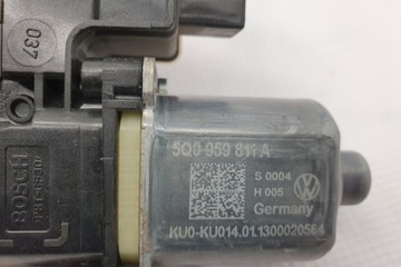 MOTOREK OKNO ZADNÍCH LEVÝCH DVEŘE SEAT LEON (5F1) 5Q0959811A 1.4L