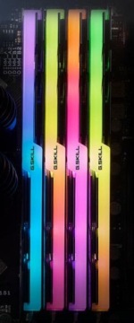 Память G.SKILL Trident DDR4, 32 ГБ, 4000 МГц, CL19 RGB