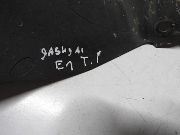 NISSAN QASHQAI J10 06-13 Кожух колесной арки Зд правый 76748JD00A