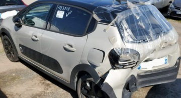 Citroen C3 III Hatchback 1.2 PureTech 110KM 2018 Citroen C3 1.2 benzyna, zdjęcie 1
