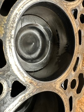 БЛОК ДВИГАТЕЛЯ ПОРШНИ НИЖНЕГО ВАЛА 1.4 KIA HYUNDAI D4FC