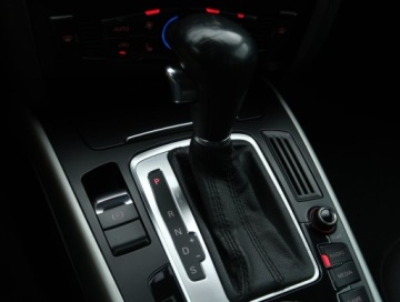 Audi A4 B8 Avant 2.0 TFSI 180KM 2009 Audi A4 2.0 TFSI, Automat, Navi, Klima, zdjęcie 15