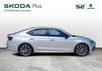 Skoda Octavia IV Liftback 1.5 TSI EVO 150KM 2023 Skoda Octavia 1.5eTSI 150KM Hak Virtual Martwe pole ACC Manetki Ambiente E, zdjęcie 5
