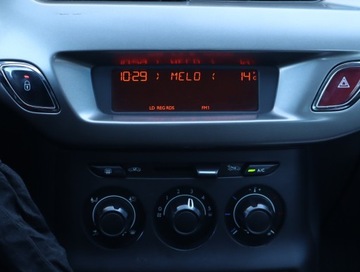 Citroen C3 II Hatchback facelifting 1.2 VTi 82KM 2015 Citroen C3 1.2 VTi, Klima, Tempomat, zdjęcie 11