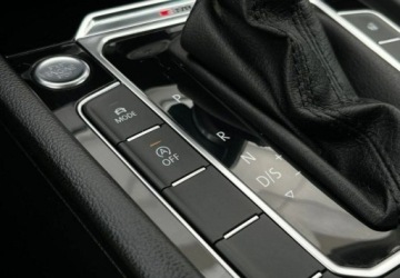 Volkswagen Passat B8 Variant 2.0 TDI SCR 240KM 2018 Volkswagen Passat R-LINE DSG Kamera 4x4 240KM Faktura Vat 23 2.0, zdjęcie 21