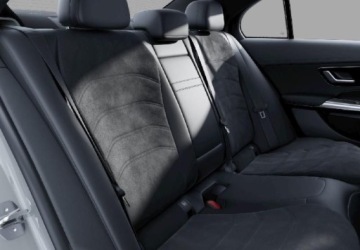 Mercedes Klasa E W214 Sedan 2.0 220d 197KM 2025 Mercedes-Benz Klasa E 220d 4MATIC Pakiet AMG Premium 2.0 Diesel 197KM, zdjęcie 4