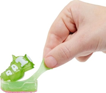 НАБОР КУКЛЫ RAINBOW HIGH С ТОНКИМ НЕФРИТОВЫМ ОХОТНИКОМ-ЖИВОТНЫМ MGA 120193