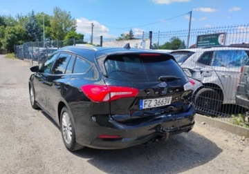 Ford Focus IV Kombi 2.0 EcoBlue 150KM 2020 Ford Focus 2020r, 2.0 TDCI AUTOMAT. Uszkodzony przod i tyl. Jezdzi. 2.0, zdjęcie 2