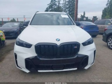BMW X5 G05 2025 BMW X5 M60i 2025 4.4l 4.4 Benzyna 523KM, zdjęcie 7