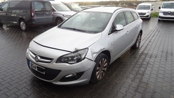 BŁOTNIK PRAWY PRZEDNI PRZÓD OPEL ASTRA IV J Z176