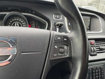 Volvo V40 II Hatchback 1.6 T3 150KM 2013 Volvo V40 1.6 benzyna150KM KineticGrzane foteleGrzana szybaSerwis ASOSalon, zdjęcie 12