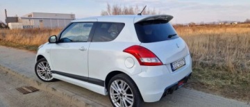 Suzuki Swift V Hatchback 5d 1.6 VVT Sport 136KM 2012 Suzuki Swift SPORT Xenony Navi Android Biala Perla 1.6 Benzyna 136KM, zdjęcie 1