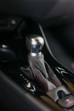 Toyota C-HR I Crossover Facelifting 1.8 Hybrid 122KM 2023 Toyota C-HR 1.8 Hybrid GPF GR Sport 1.8 Hybryda 122KM, zdjęcie 22