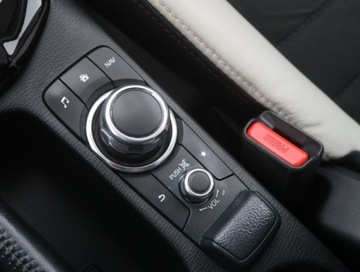 Mazda CX-3 Crossover 2.0 SKY-G i-ELOOP 150KM 2016 Mazda CX-3 2.0 Skyactiv-G, Salon Polska, zdjęcie 15