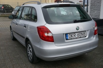 Skoda Fabia II Kombi Facelifting 1.2 HTP 70KM 2011 Škoda Fabia Skoda Fabia 1.2 Benzyna, zadbana,, zdjęcie 6