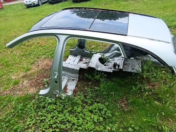 MERCEDES 205 KOMBI STŘECHA PANORÁMA