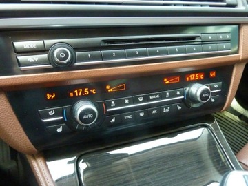 BMW Seria 5 F10-F11 Limuzyna Facelifting 535i 306KM 2015 BMW 535 LUXURY*3.0I, zdjęcie 24