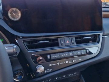 Lexus ES VII (XV70) Sedan Facelifting 300h 218KM 2025 Od ręki - 300h Omotenashi 2.5 E-CVT 218KM | Podgrzewane fotele!, zdjęcie 6