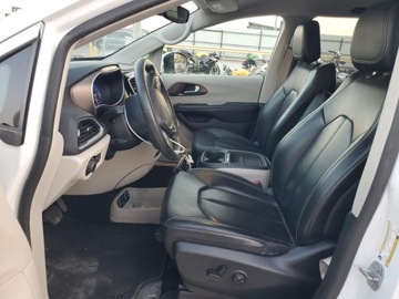 Chrysler Voyager V 2021 Chrysler Voyager LXI 2021 3.6l 3.6 Benzyna 287KM, zdjęcie 7