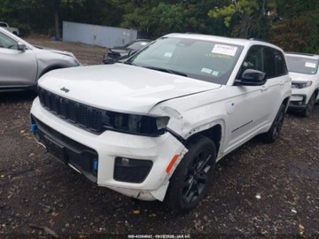 Jeep Grand Cherokee V 2023 Jeep Grand Cherokee 2023 JEEP GRAND CHEROKEE 4XE 30TH ANNIVERSARY 2.0 270KM, zdjęcie 4