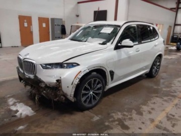 BMW X5 G05 2024 BMW X5 phev, 2024r., 4x4, 3.0L 3.0 Benzyna 308KM, zdjęcie 1