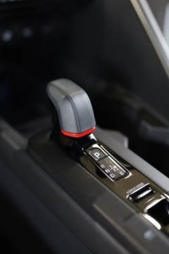 Toyota C-HR II SUV 2.0 Hybrid Dynamic Force 197KM 2024 Toyota C-HR 2.0 Hybrid Dynamic Force GR Sport 2.0 Hybryda 197KM, zdjęcie 10