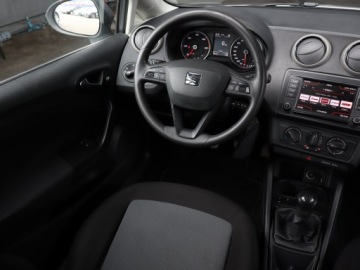 Seat Ibiza IV Hatchback 5d Facelifting 1.4 TDI 75KM 2017 Seat Ibiza 1.4 TDI, Klima, Tempomat, Parktronic, zdjęcie 6